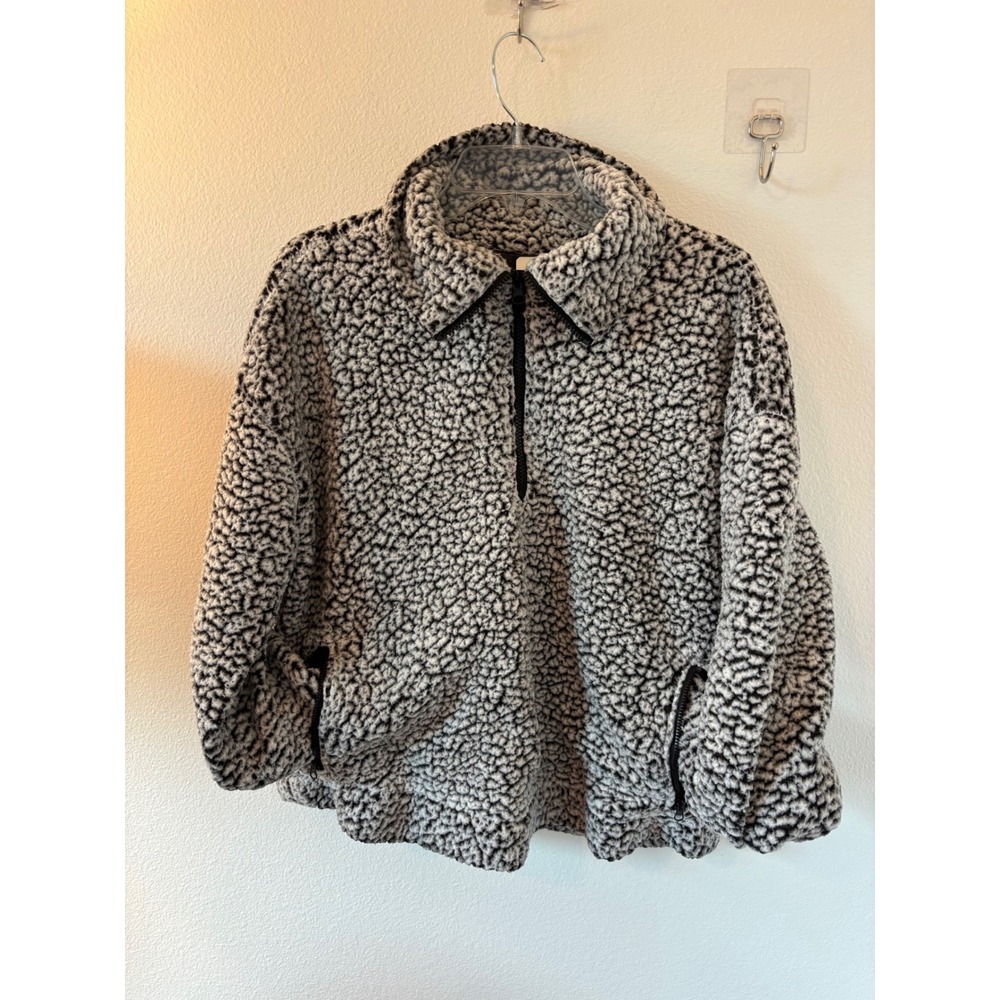 Thread & Supplyโ Sherpa Fleece Quarter Zip Pullover Black White Salt and Pepper